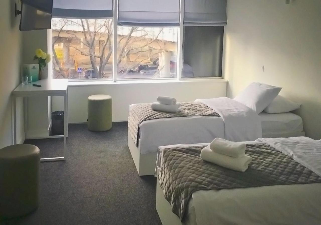 Kyivpasservis Hotel Buitenkant foto