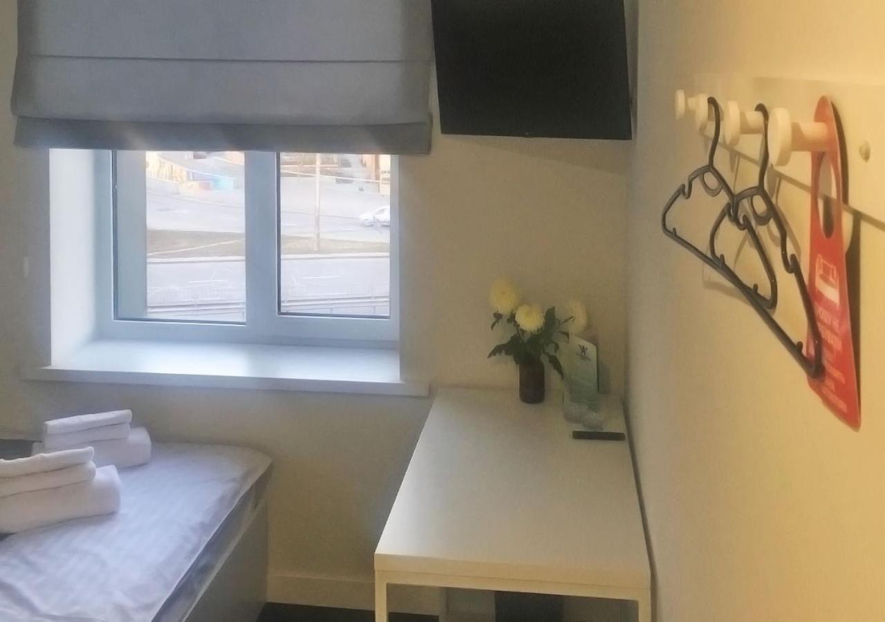 Kyivpasservis Hotel Buitenkant foto