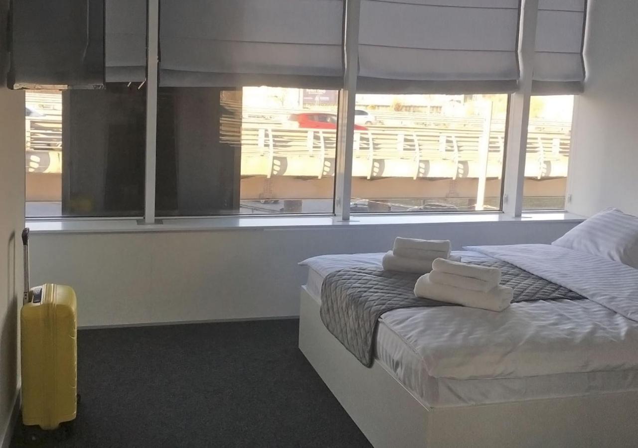 Kyivpasservis Hotel Buitenkant foto